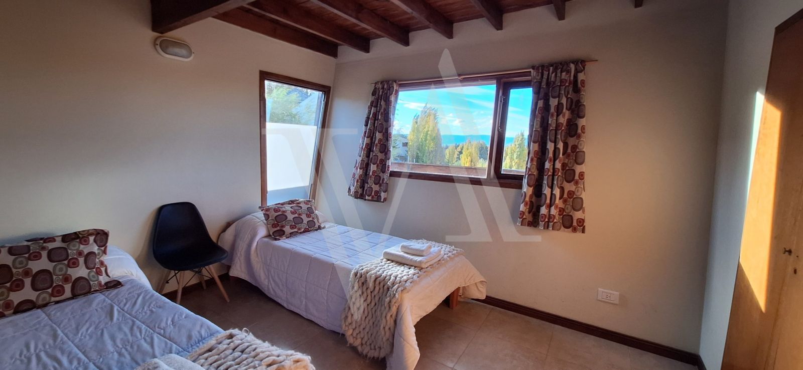 Foto 6 de Casa en venta en Calafate. Ubicacion excelente.